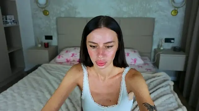 Snow_WhiteeeX's Live XXX Chat