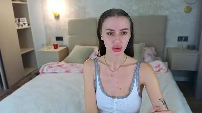 Snow_WhiteeeX's Live XXX Chat