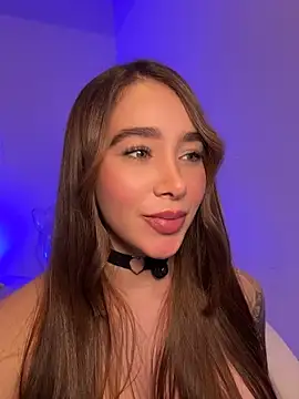 lanataylor_7 Adlı Modelin Canlı XXX Sohbeti