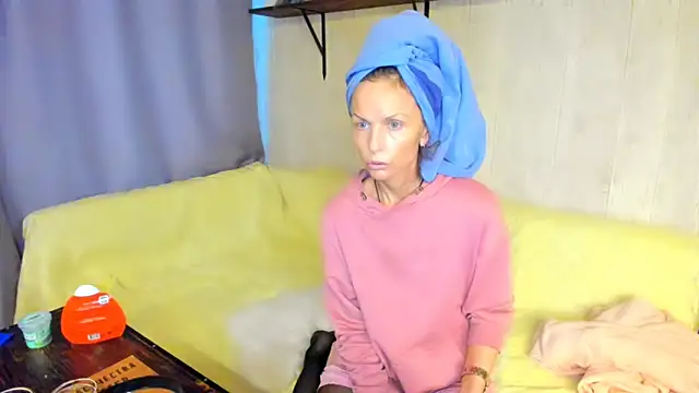 Elizabe_th Chat XXX in diretta
