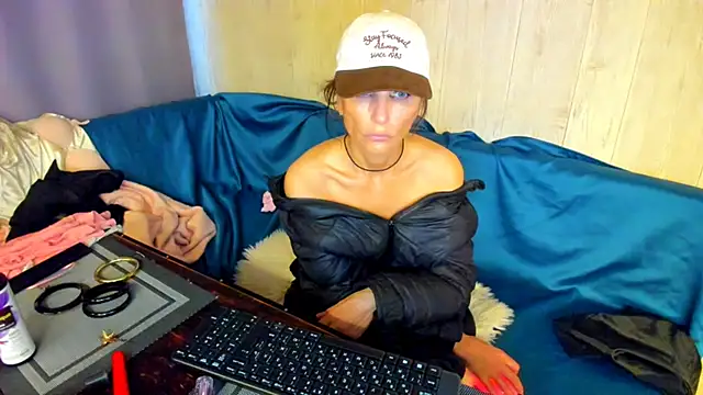 Chat XXX en directo de Elizabe_th