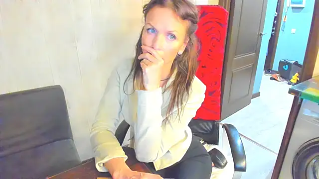 Elizabe_th – Live XXX-chat