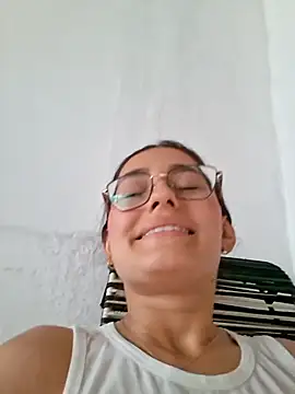 Ary-18's Live XXX Chat