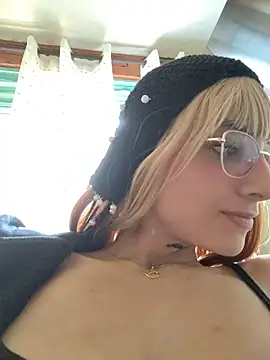 Dani-peggin's Webcam Show