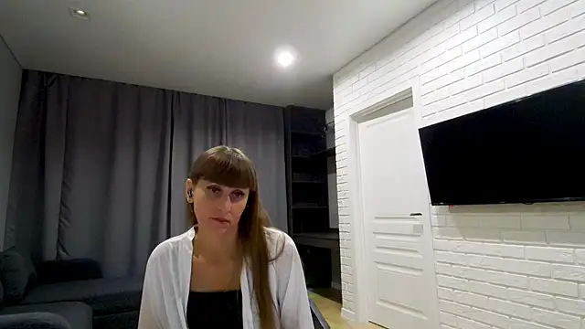 Daniella_Lorente Adlı Modelin Canlı XXX Sohbeti