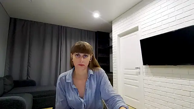 XXX chat uživo modela Daniella_Lorente