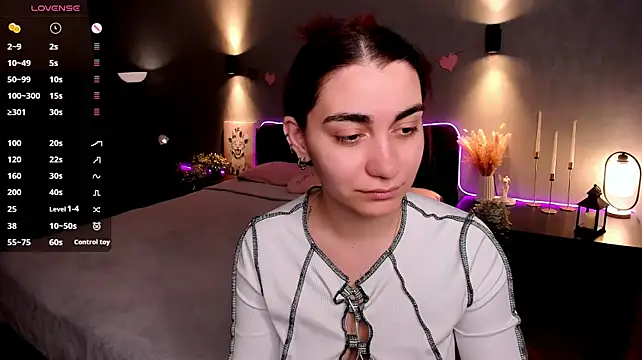 Chat XXX en directo de hannacheekss_