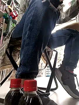 Tefannyy_ Pertunjukan Webcam