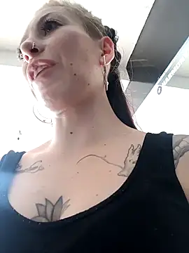 Tefannyy_ Pertunjukan Webcam