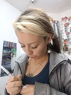 Tefannyy_n Live chat-huone