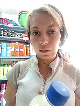 Chat XXX en directo de Tefannyy_