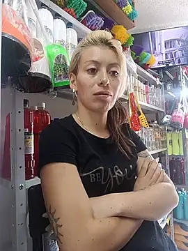 צ'אט XXX בשידור חי של Tefannyy_