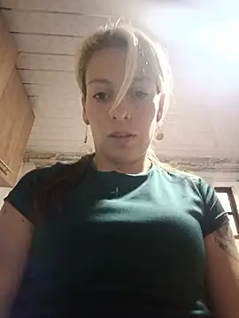Tefannyy_ Adlı Modelin Web Kamerası Şovu