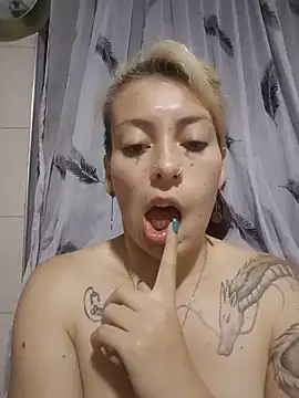 Tefannyy_ Pertunjukan Webcam