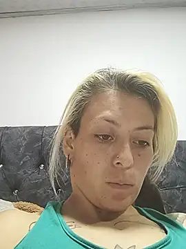 Tefannyy_ Adlı Modelin Web Kamerası Şovu