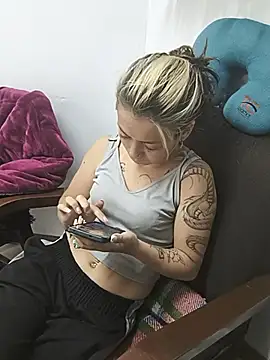 Tefannyy_ Live Chatraum