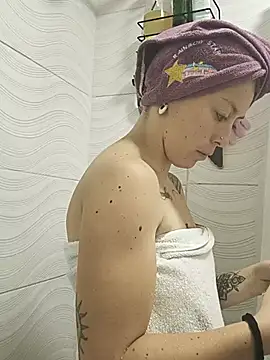 Tefannyy_ – webcam-show