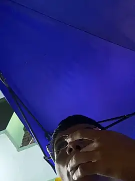 Fernando_Official webkamerás műsora