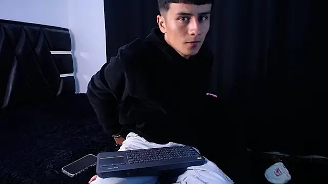 Fernando_Official's Webcam Show