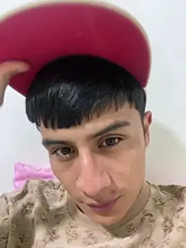 Fernando_Official Adlı Modelin Web Kamerası Şovu