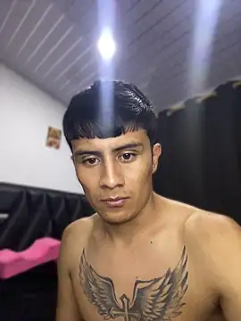 Fernando_Official Adlı Modelin Web Kamerası Şovu