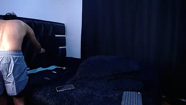 Fernando_Official: вебкам-шоу