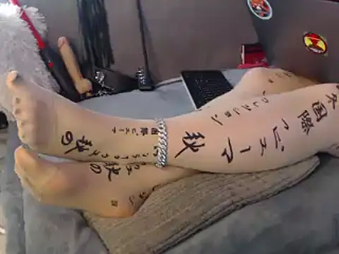 Živý XXX chat GoddessMonicaAngels