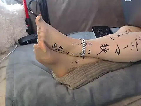 GoddessMonicaAngels' Live XXX Chat