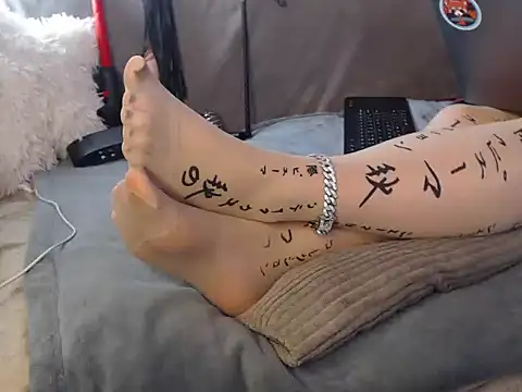 Živý XXX chat GoddessMonicaAngels