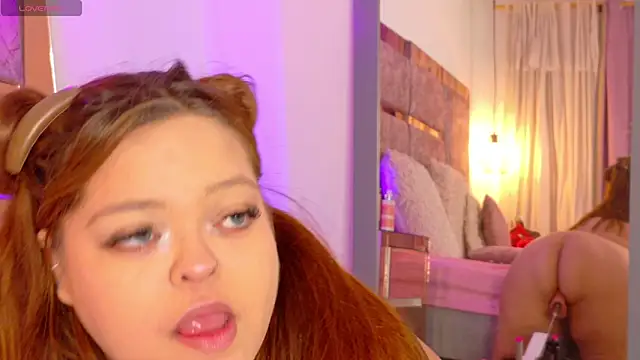 Dakota-Bruce Live XXX-Chat