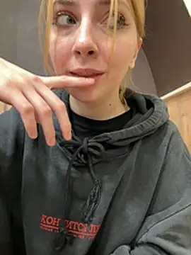 Sunny___Bunnyn Live XXX chat