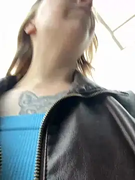 Chat +18 de Sunny___Bunny ao vivo
