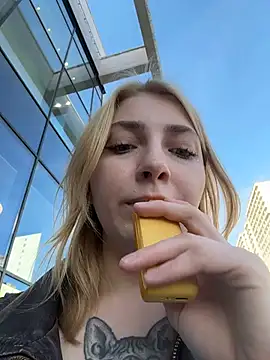 Sunny___Bunnyn Webbikameraesitys