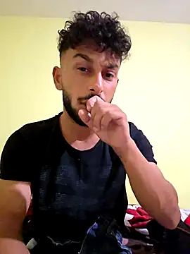 Iulianmarius12 webcam show