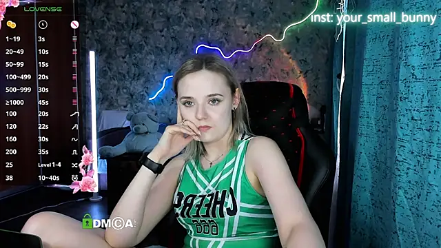 Your_small_bunny Live XXX Chat