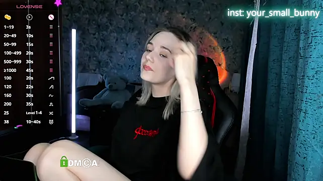 Your_small_bunny's Live XXX Chat