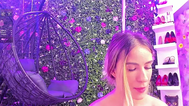 lauryncooper 现场XXX聊天