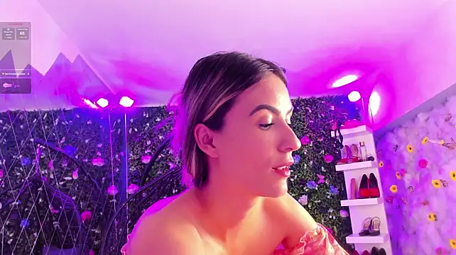 lauryncooper's Live XXX Chat