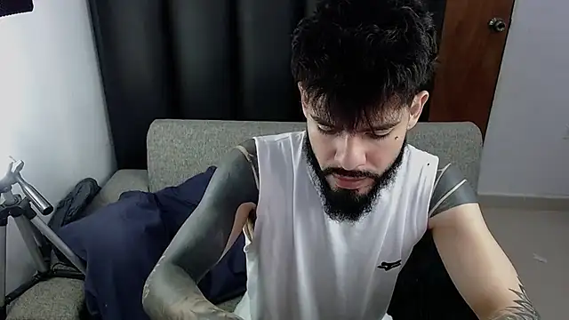 BlackTattooKingn Live XXX chat