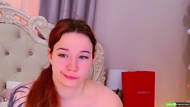 Shirley_Thomas Adlı Modelin Canlı Sohbet Odası