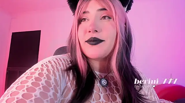 Chat +18 de AmberiniHoffman ao vivo