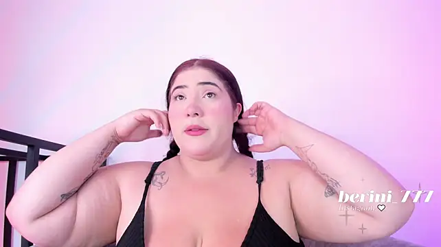 دردشة AmberiniHoffman الجنسية المباشرة