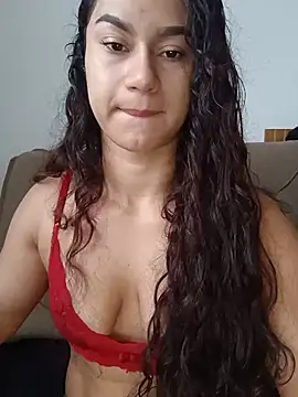 yummi_greluda: απευθείας συνομιλία ΧΧΧ