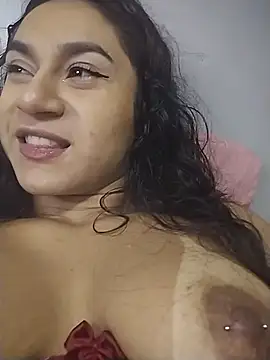 Chatroom XXX en direct de yummi_greluda