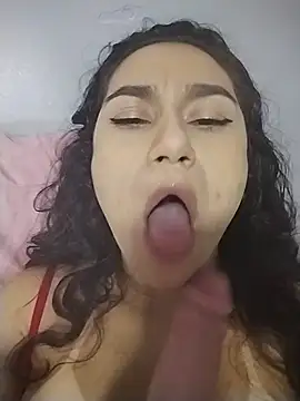 yummi_greludaのライブXXXチャット