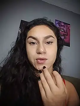 Show de webcam de yummi_greluda