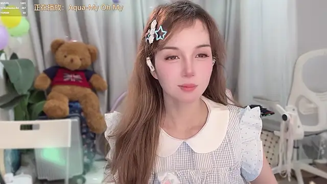 hi-AnAn's Webcam Show