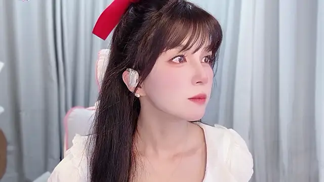 hi-AnAn 在線直播表演