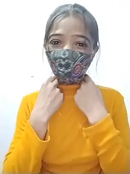 Cute-Naavya 网络视讯表演