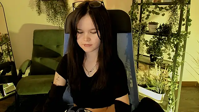 Elainebeness' Live XXX Chat